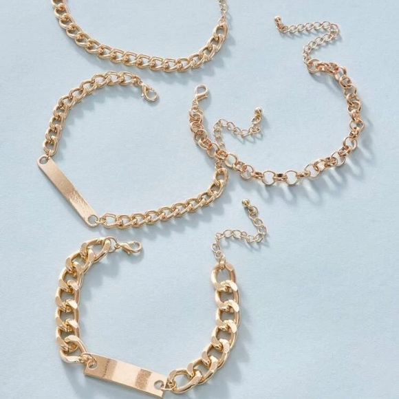 3/$30 Gold 4pc Chain Bracelet - Picture 3 of 4